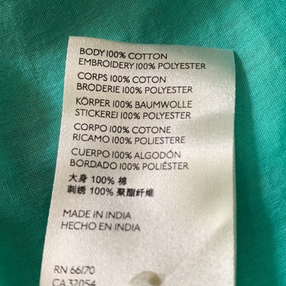 Anthropologie Maeve Embroidered Fully Lined Top with Gathered Sleeves- Like New - Picture 9 of 10